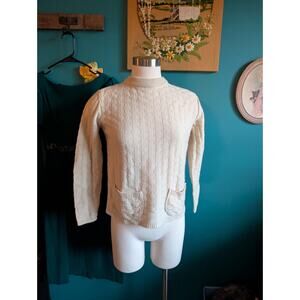 Women's vintage 1960s cream knit sweater with pockets basket weave knit small